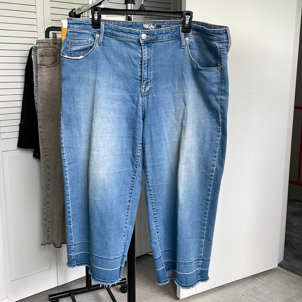 High rise wide leg crop stretch jean